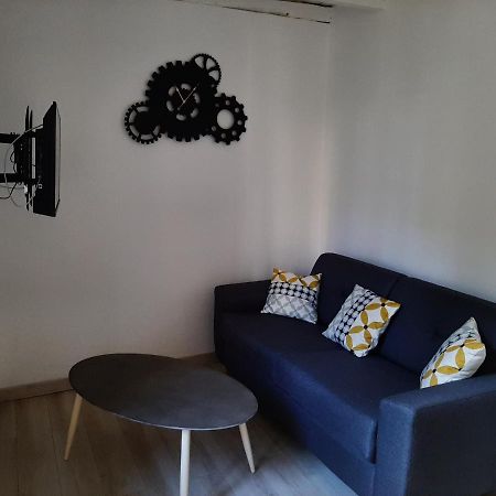 Le Petit Bois Lägenhet Niort Exteriör bild