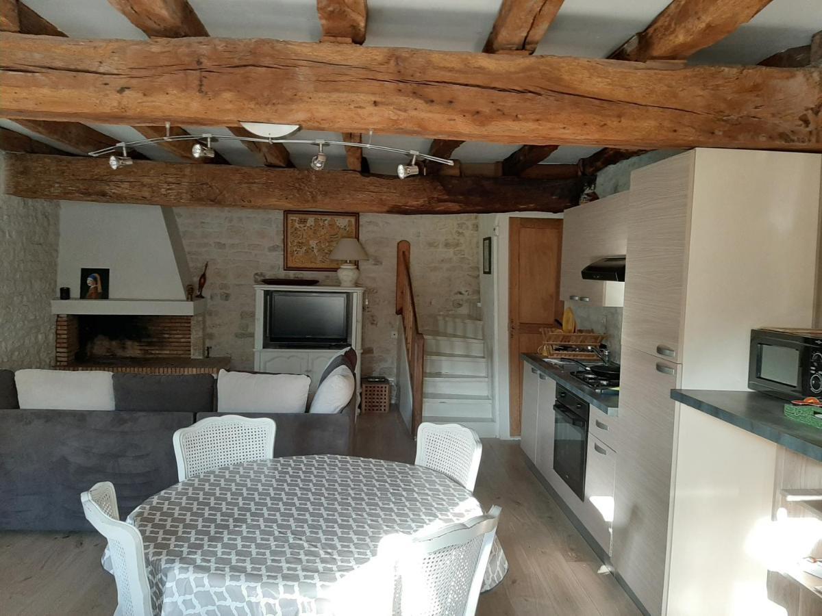 Le Petit Bois Lägenhet Niort Exteriör bild