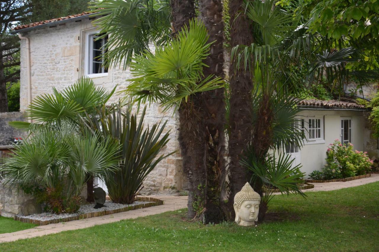 Le Petit Bois Lägenhet Niort Exteriör bild